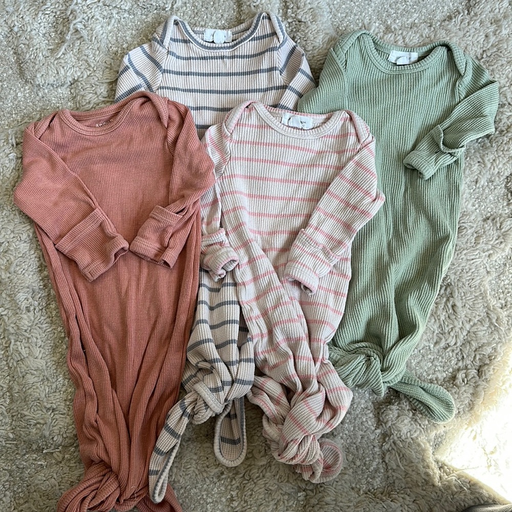 Angel Dear (4) knot nightgowns like new